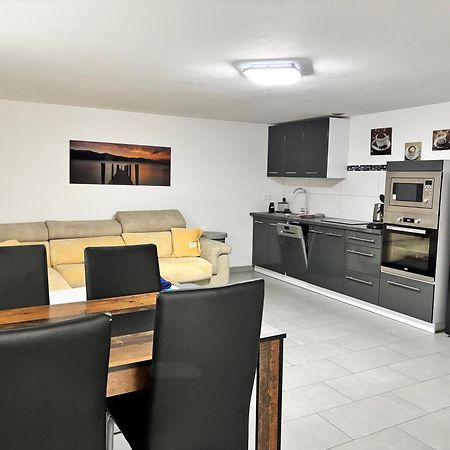 Ferienwohnung Annashome Maxhutte-Haidhof エクステリア 写真