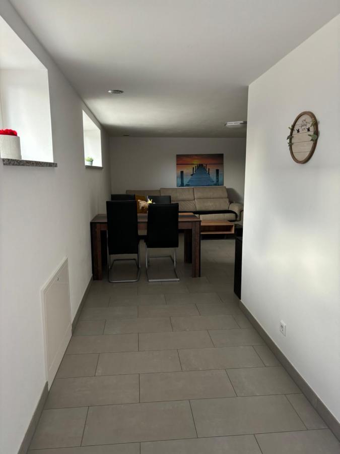 Ferienwohnung Annashome Maxhutte-Haidhof エクステリア 写真